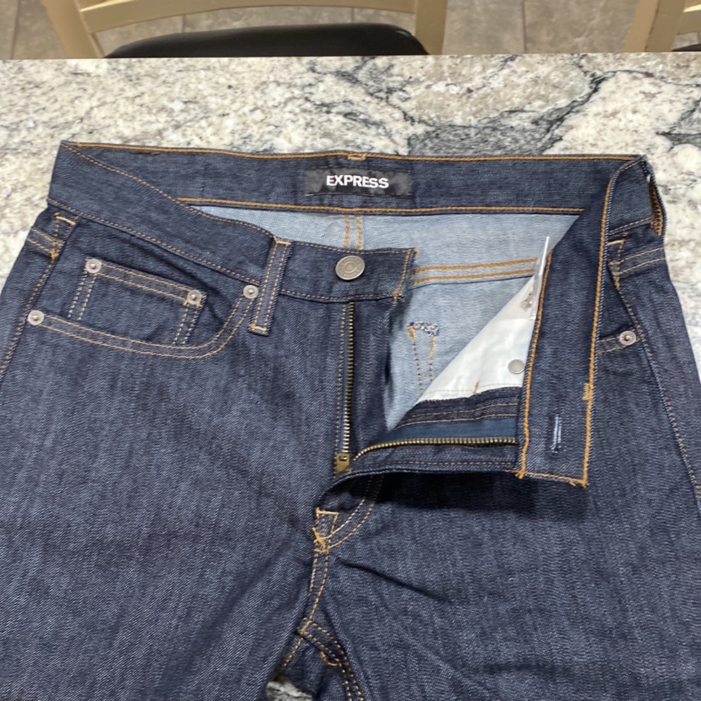 Express Jeans - Picture 4 of 5